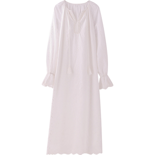 100%棉刺绣连衣裙子春秋新款度假风休闲宽松女装法式绣花长袖白色