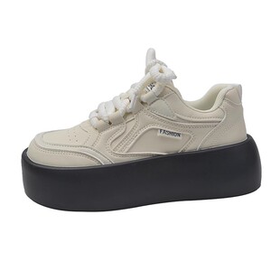 超火百搭小白鞋增高厚底板鞋女2026新款春季爆款松糕休闲鞋老爹鞋