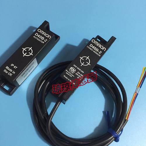 议价欧姆龙D40B2D40B1非接触式安全门开关传感器