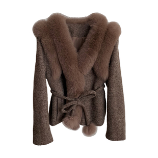 温柔感小众粗纺毛呢外套2025新款收腰显瘦短款狐狸毛皮草外套女冬