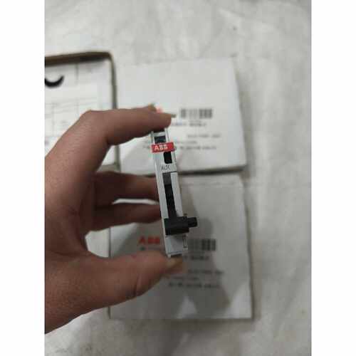 在线议价ABB辅助触点S800-AUX
