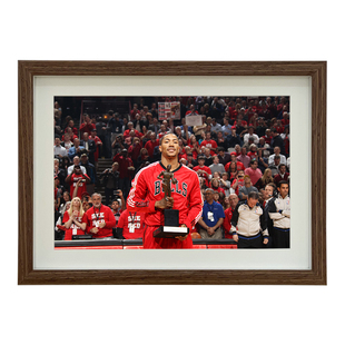 NBA篮球德里克罗斯相框书桌摆台装饰画球星纪念海报挂画生日礼物