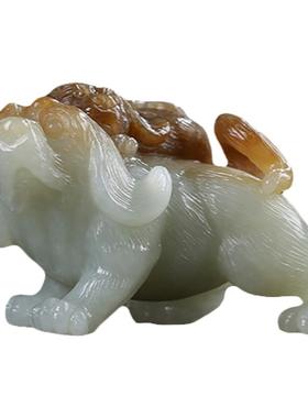 和田玉生肖狗手把件且末料糖白玉