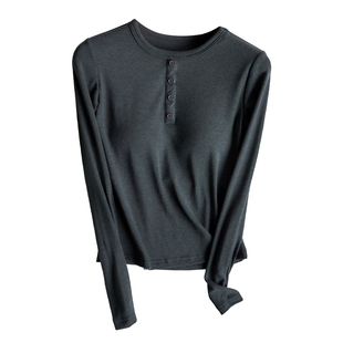 圆领带胸垫t恤女秋冬内搭免穿文胸修身显瘦纽扣针织衫上衣可外穿