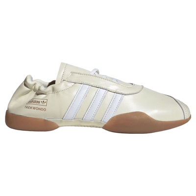adidas阿迪达斯三叶草男女adidas TAEKWO运动休闲鞋KK0278