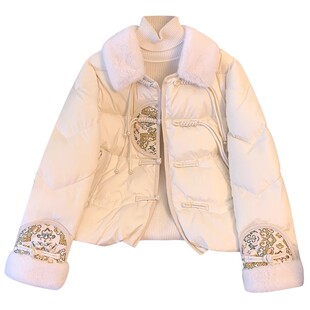 新中式轻国风盘扣白色羽绒服女2025冬季新款小香风羊羔毛翻领外套