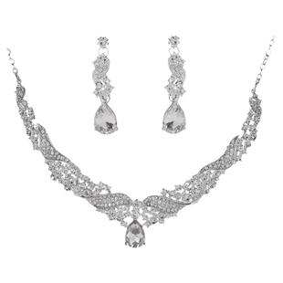 高级感轻奢大气新娘项链耳夹晚宴结婚一字肩抹胸主婚纱晚礼服配饰