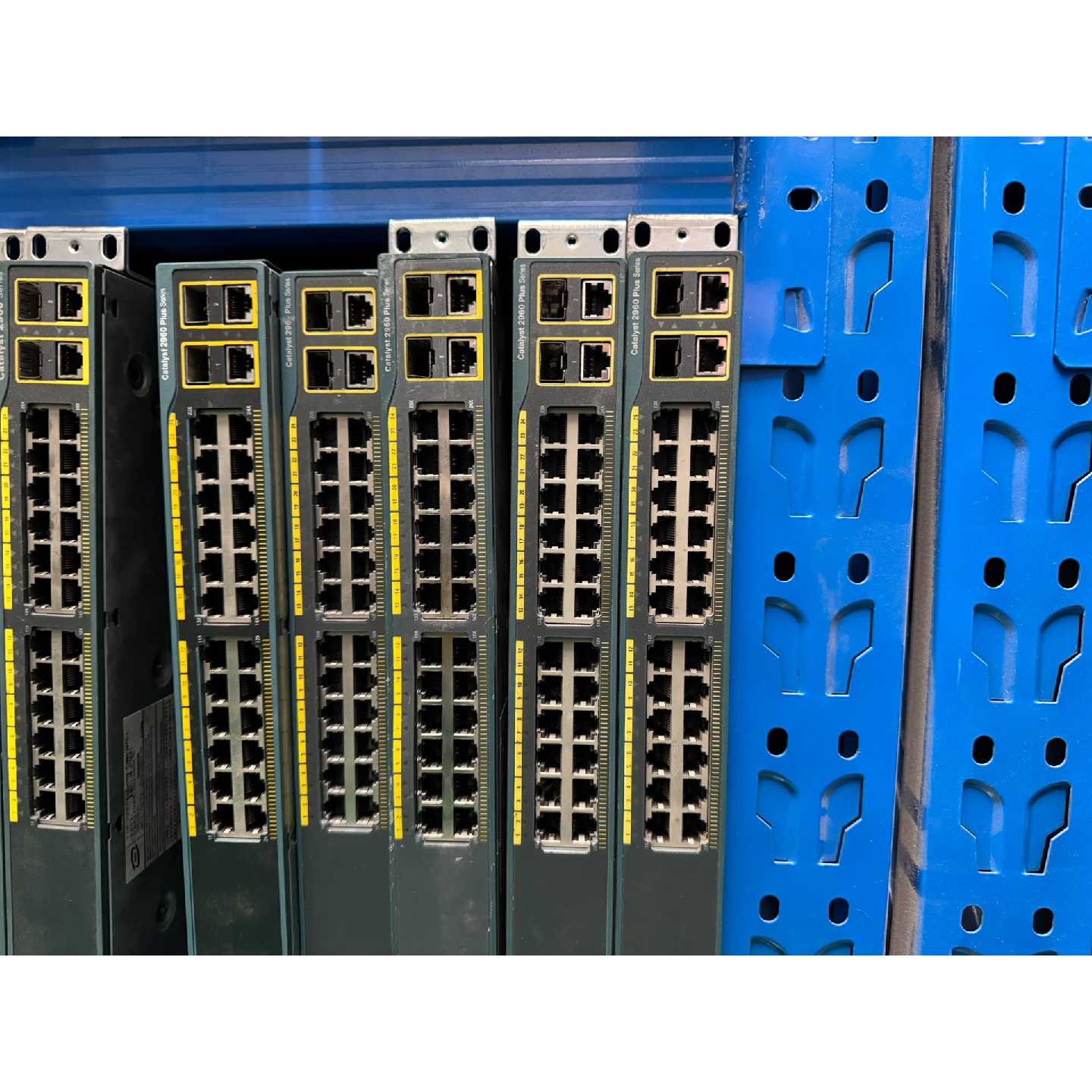 议价Cisco296024TCL交换机外观不错测可维修