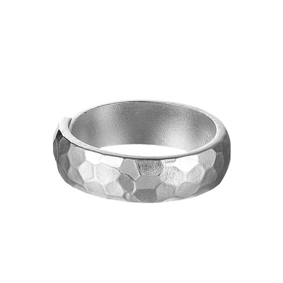 S999纯银手工锤纹简约情侣戒指