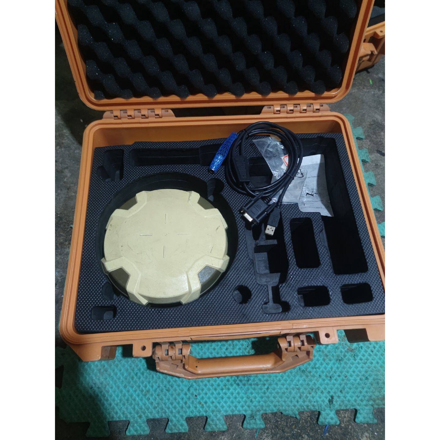议价中海达V60 RTK,客户工地闲置处理。仪器功能正常,成色如