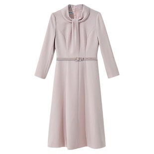 SaugafSaug歌家音2025秋新款中歌儿气质雅和柔和淡粉设计感连衣裙