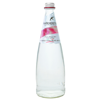 意大利进口圣碧涛高端含气饮用水