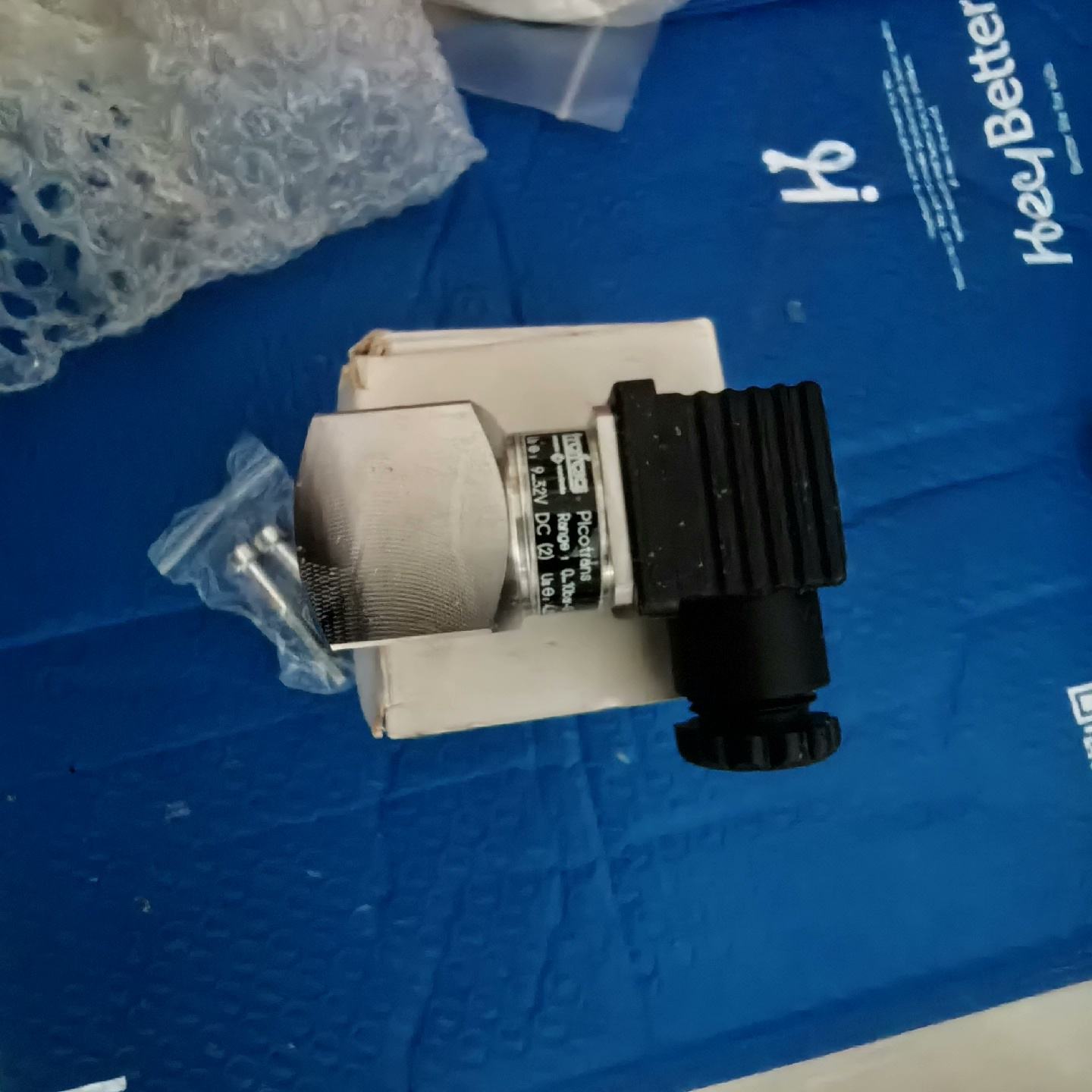 议价！Pressure transmitter  Trafag - 实物图