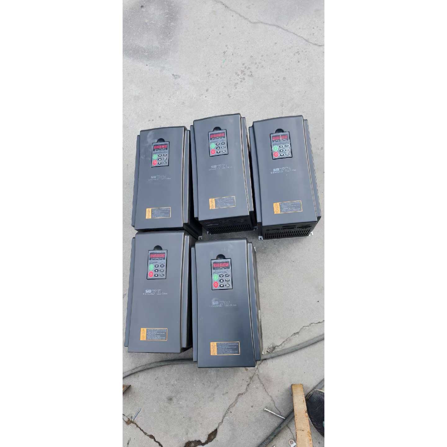 议价森兰SB70G11变频器，11kw 380V三相，共5台，拆
