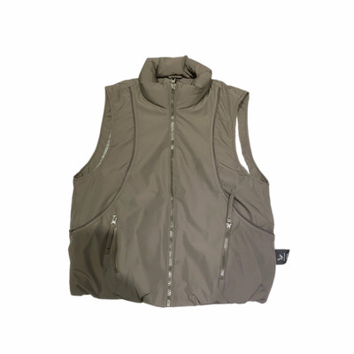 拼接设计立领90绒羽绒背心