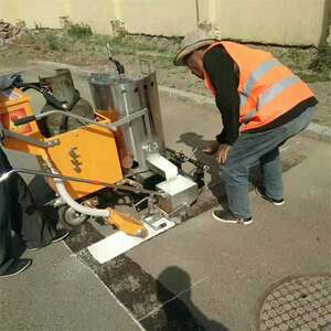 小型热熔划线一体机停车位划线机设备人行道热熔划线机厂家批发