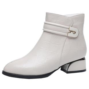 中跟短靴女真皮软底粗跟大码2026新款秋冬季时尚舒适中年妈妈棉鞋