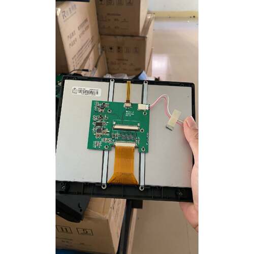 在线议价8寸4:3的50Pin车载工控液晶屏，型号AT080TN52