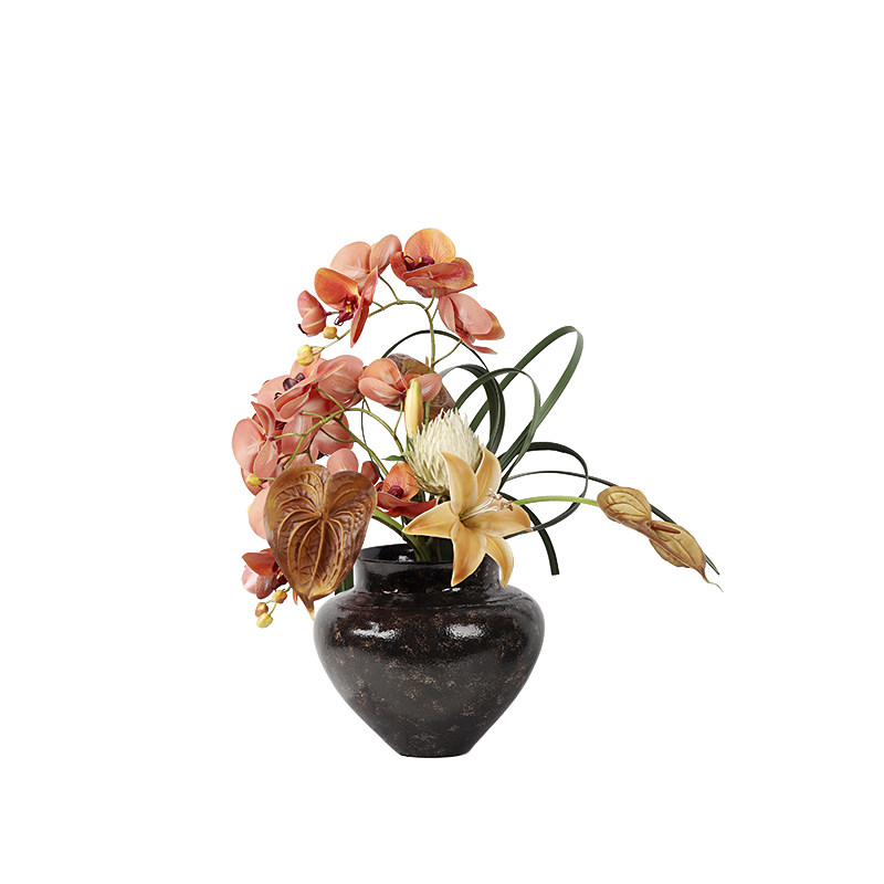 高级感陶瓷花瓶花艺设计师