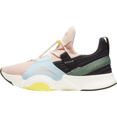 耐克女子支撑训练运动鞋