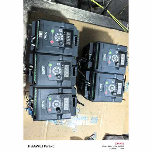 询价中驱变频器 ZQ100M-1R5G3-B