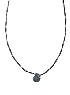 银螺秘语黑绳海螺项链