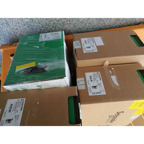 议价施耐德变频器ATV930C31N4C三相380V功率315KW正品销售质保一