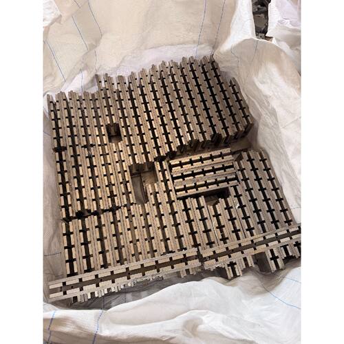 议价Akribis直线电机AUM5TL252维修