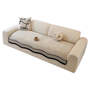 2025新款异形四季通用沙发盖垫轻奢高级感直排皮沙发防滑坐垫盖布