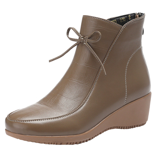 妈妈鞋棉鞋女秋冬2025新款真皮软底短靴女士平底坡跟大码加绒靴子