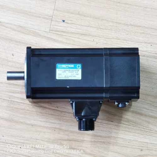 议价九成新兄弟机XY轴向电机，Q2AA08100DXP5B，Q2AA08100DXP3M