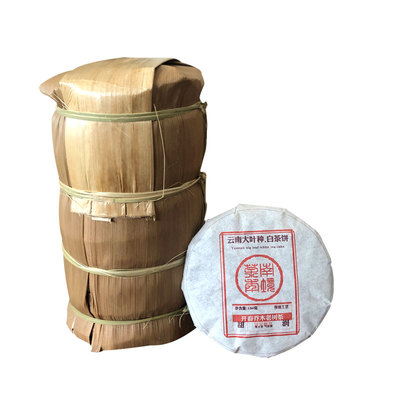 云南普洱无量山月光耐泡普洱白茶