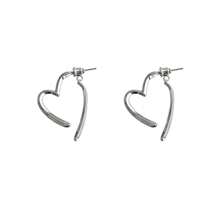 DOUDOUSTORE轻奢小众交叉爱心耳环女甜酷2023年新款耳饰