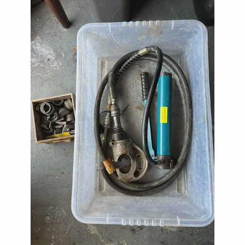 Used Burndy Y10FP Hydraulic crimping tool with BICCBURNDY HY
