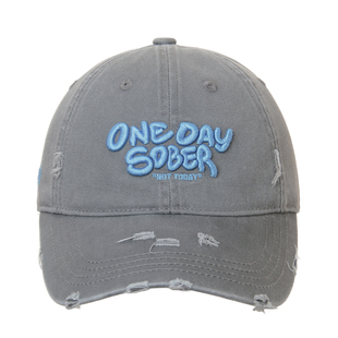 OneDaySober三面刺绣立体涂鸦logo 破洞美式复古做旧棒球鸭舌帽子