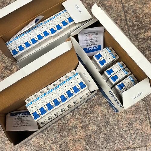 询价下单正泰小型断路器NXB一63，全新库存，成色见图，1pC16A