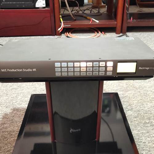 BMD，ATEM ，1M/E10路4K切换台，用的很少，外观议价