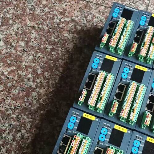 询价-AXT控制器N3RTEX-DB32T  实物图