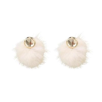 JXRX简约毛绒耳环女时尚设计感