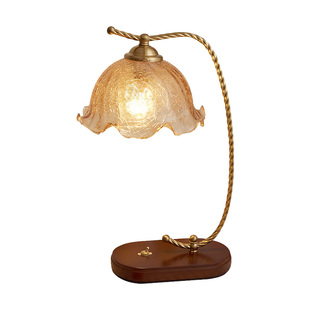 法式复古台灯卧室床头灯轻奢高级感花朵书桌房主卧氛围结婚长明灯