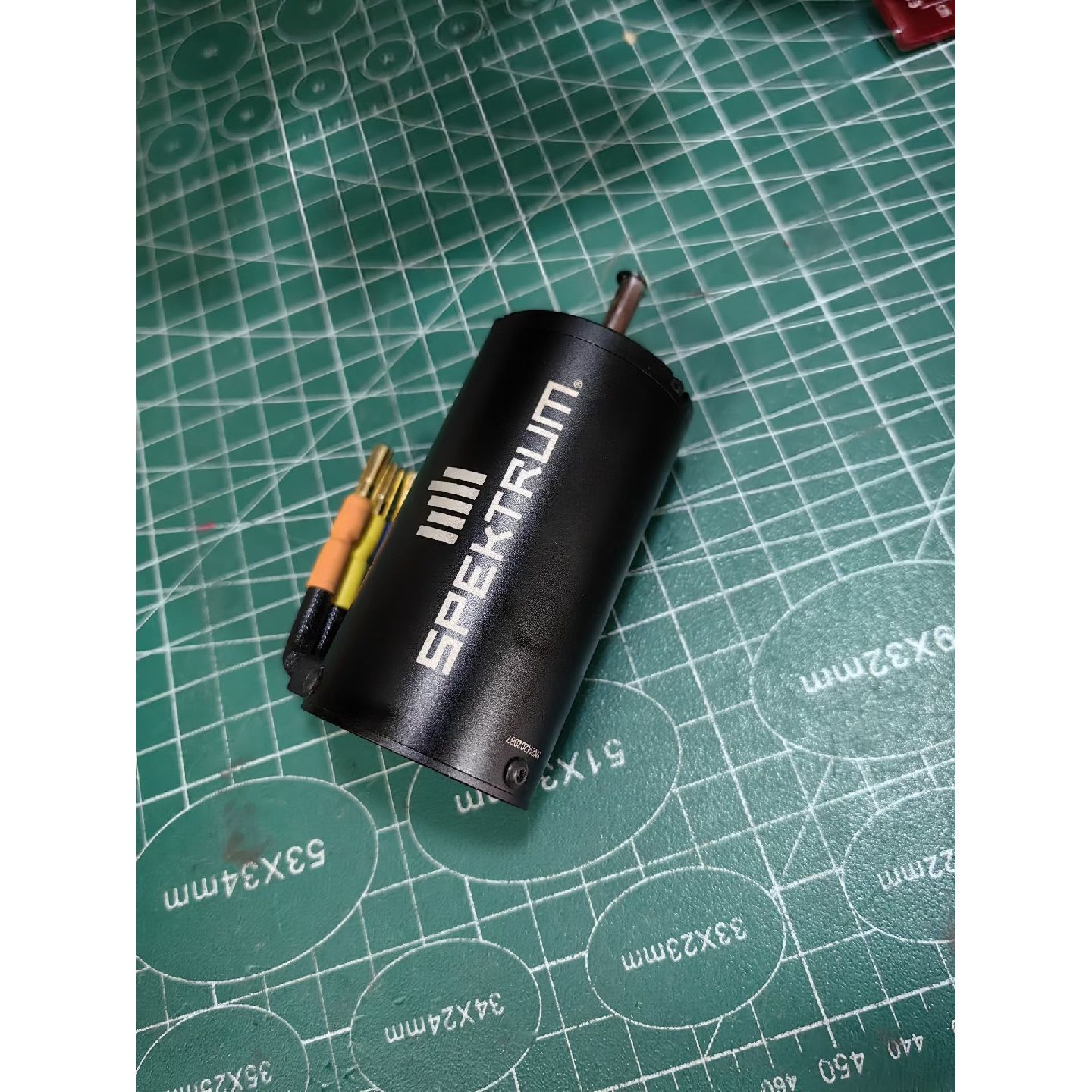 可维修议价  世派4070电机2050KV成色不错下单送连接线图片