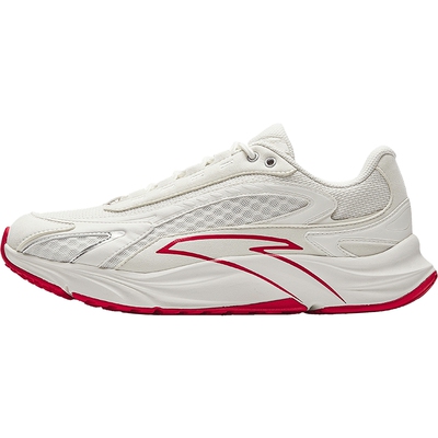 安踏新年男鞋红色本命年跑步鞋