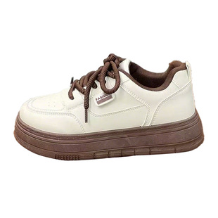 春秋板鞋女2025新款小众百搭爆款学生校园休闲运动鞋高颜值跑步鞋