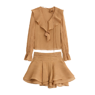 DPLAY2026年春季新款黄色V领套装荷叶边衬衫高腰半身裙时尚两件套