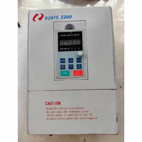 拆机日业变频器一台型号Sy3200G7R5成色不错