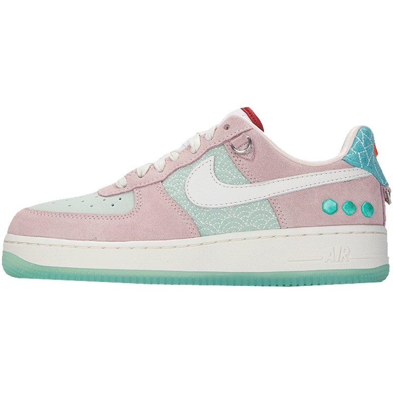 Nike耐克虎年女鞋2022新年款Air Force 1空军一号板鞋DQ5361-011