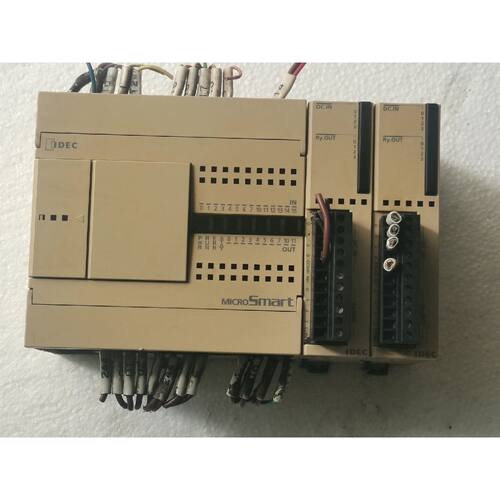 FC4A-C24R2 FC4A-M08BR1 和泉 PLC