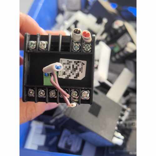 台达温控DTK4848R12实物拍摄功能包好单价2