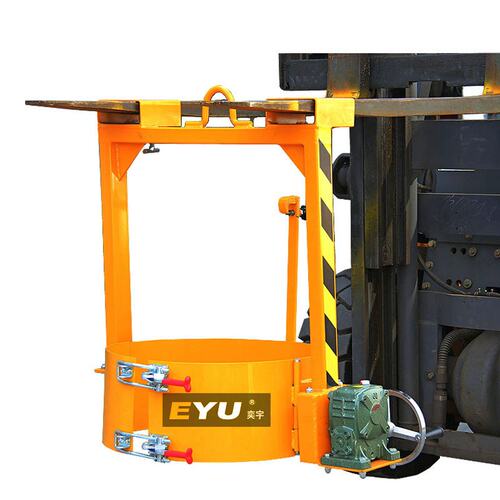 LM800叉车行车用手动翻转油桶抱式倒桶夹料桶倾倒装置放料倒桶器