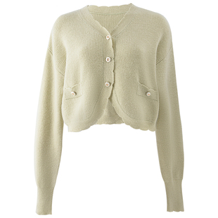 衣纱布菲2026春装新款温柔贵妃绒针织开衫温柔风纯色短款V领碧果